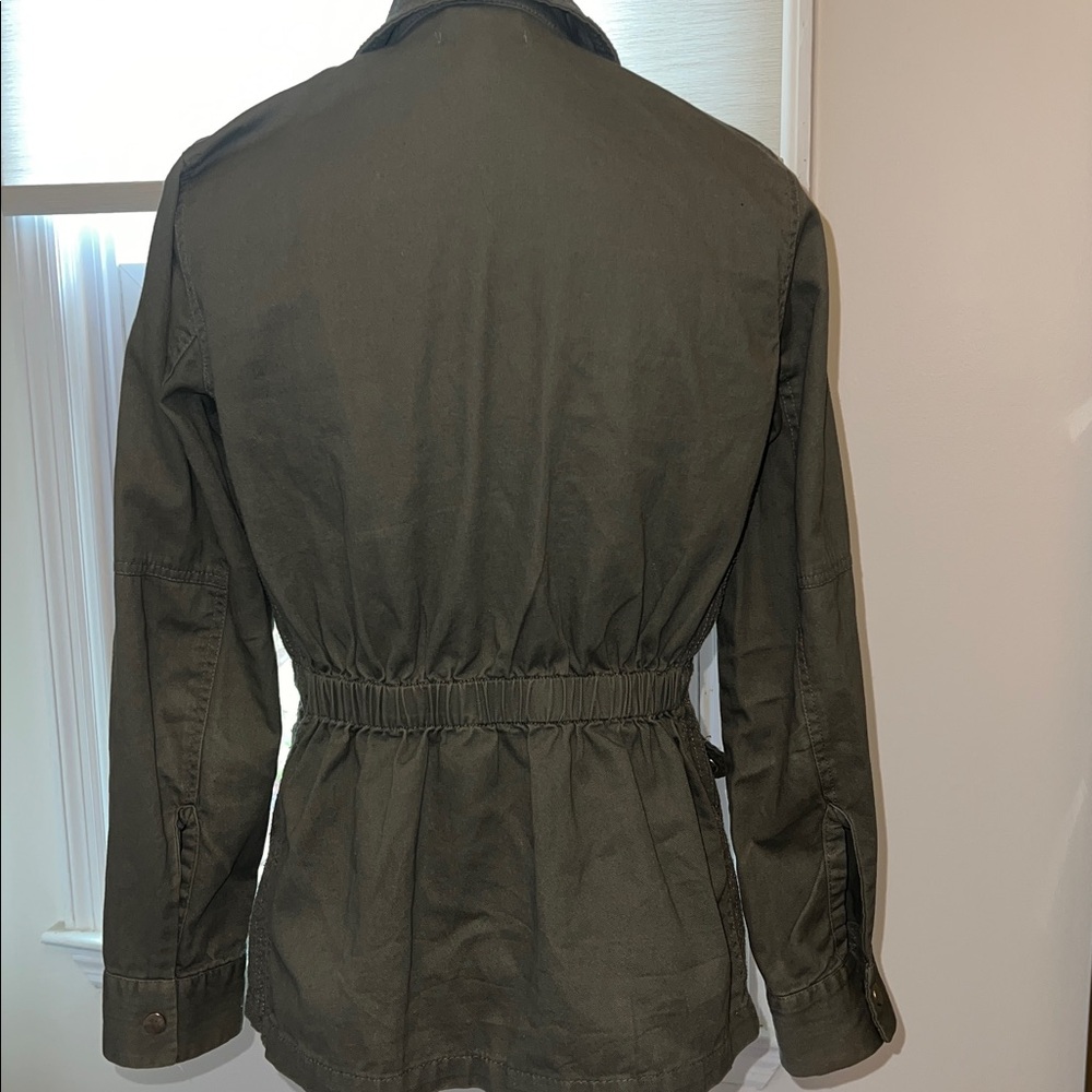 Green Jacket - Picture 9 of 9
